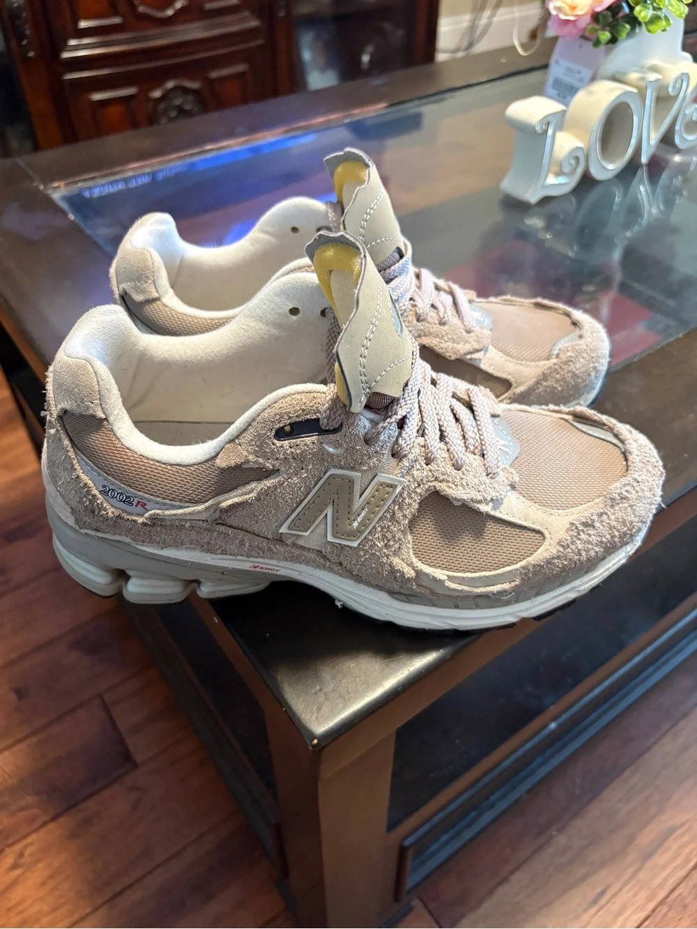 New Balance 2002r Sneakers